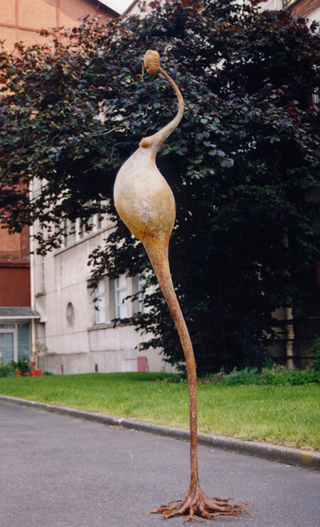 "Femme enceinte", 185cm de haut, armature m&eacute;tal, papier mach&eacute; et bois