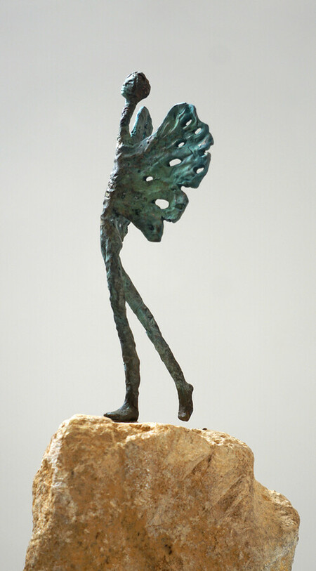 "Envol",2021. Bronze sur pierre, pièce unique. 37 x 22 x 12 cm